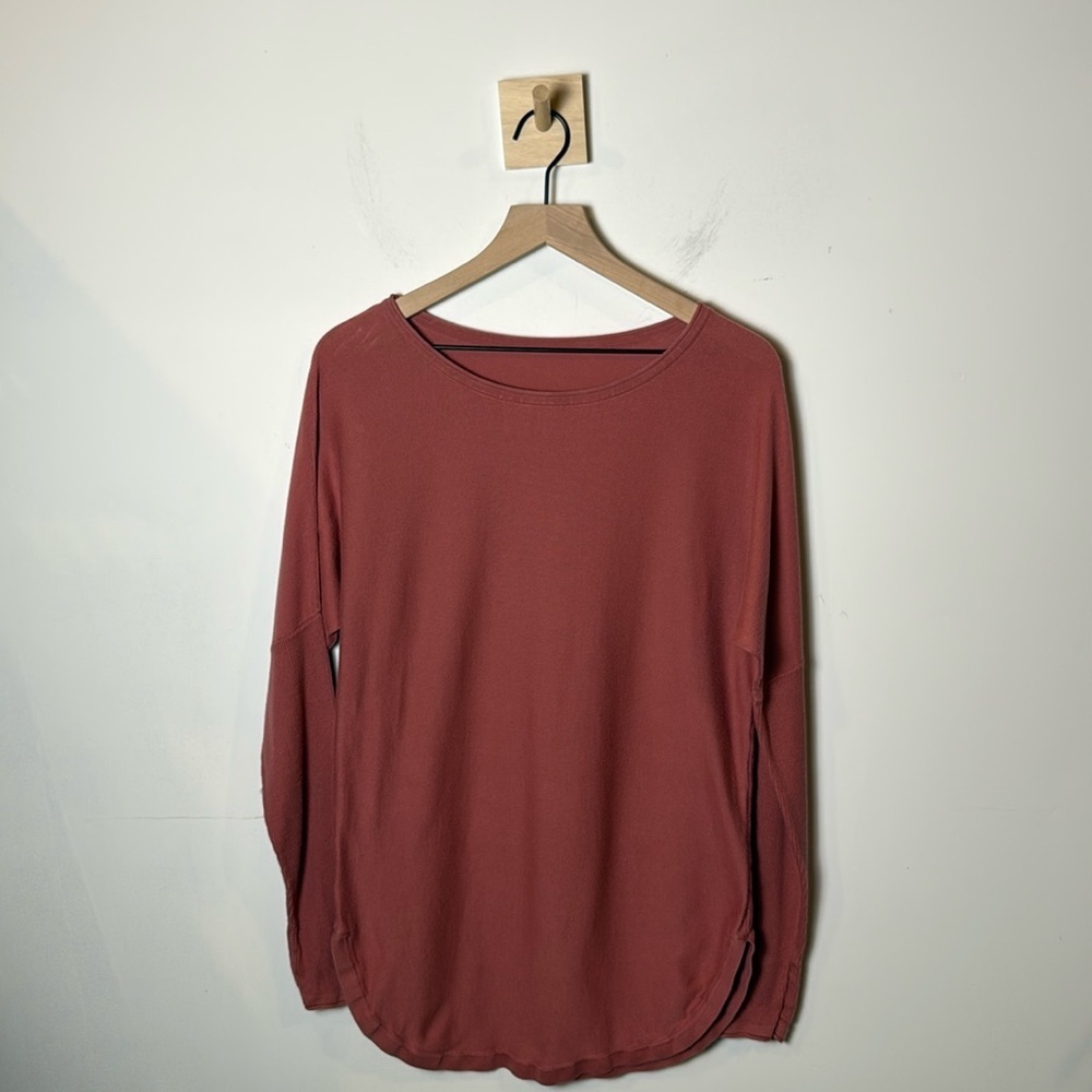 Lululemon Women’s Relaxed Fit Take It All In Sweater in Briar Rose 100% Cotton